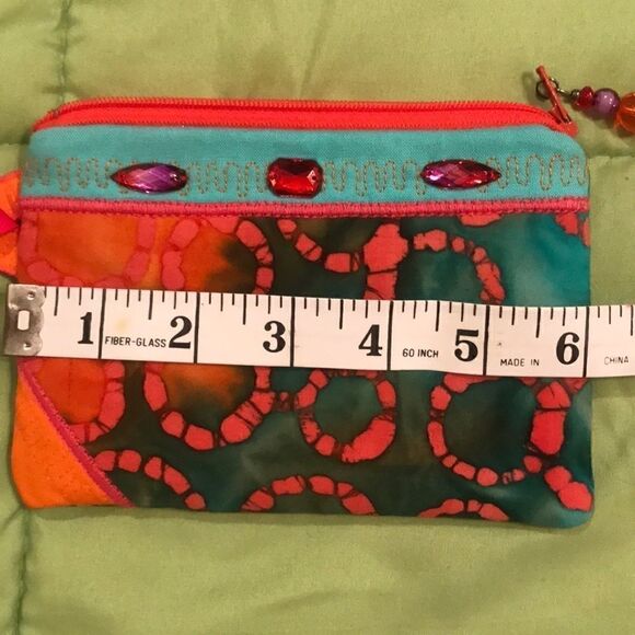 Handcrafted wristlet Tie Dye   - Picture 7 of 8